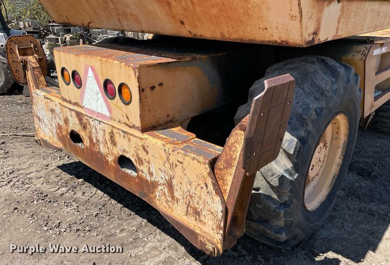 image for item LJ9642 1995 Badger 1085C  wheeled excavator