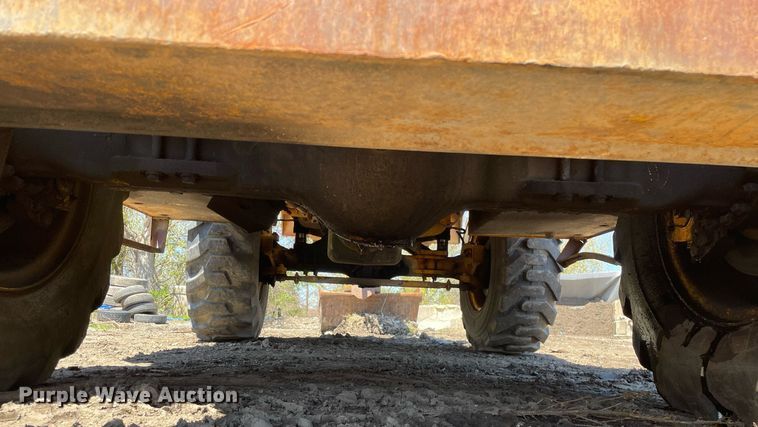 image for item LJ9642 1995 Badger 1085C  wheeled excavator