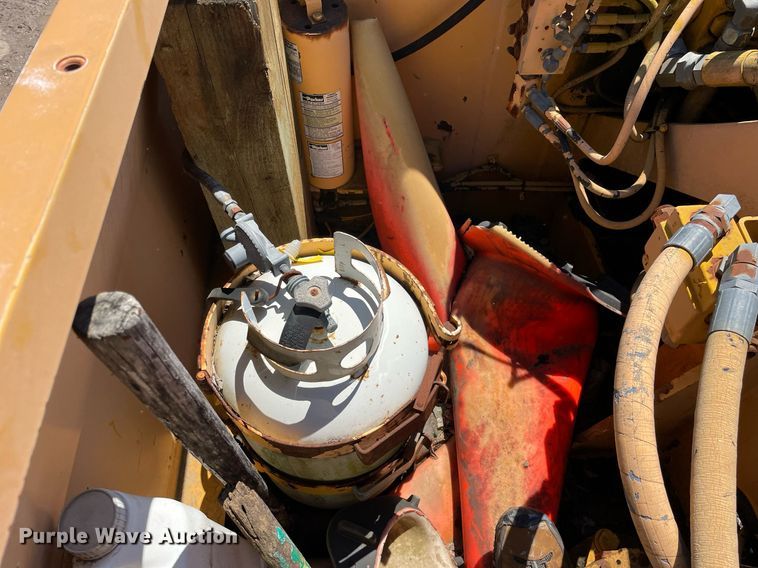 image for item LJ9642 1995 Badger 1085C  wheeled excavator