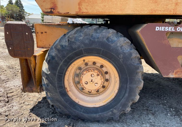 image for item LJ9642 1995 Badger 1085C  wheeled excavator