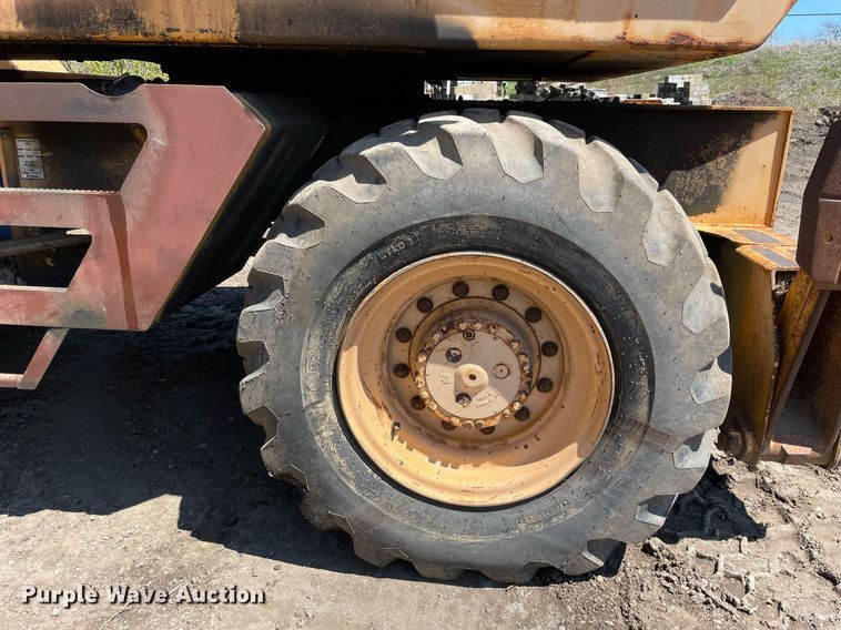 image for item LJ9642 1995 Badger 1085C  wheeled excavator