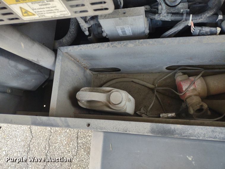 image for item LL9068 (2) air compressors