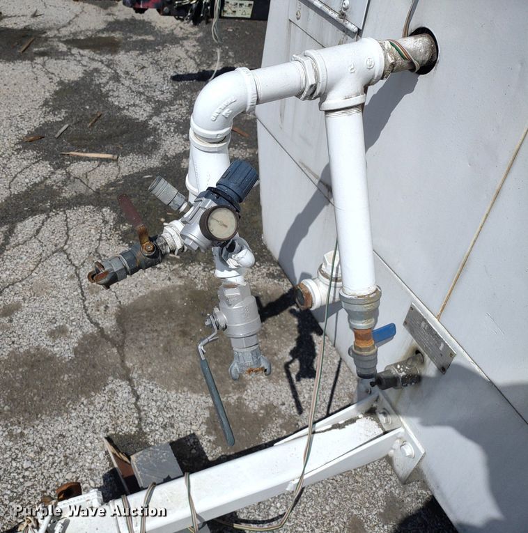 image for item LL9068 (2) air compressors