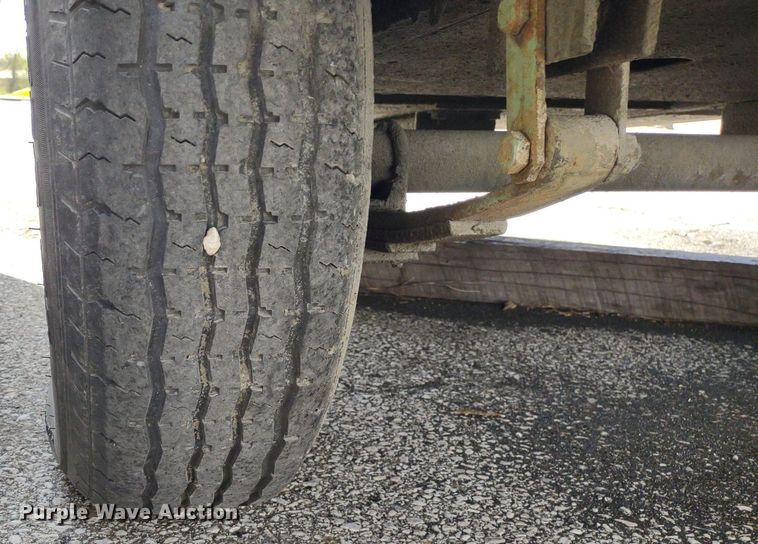 image for item LL9068 (2) air compressors