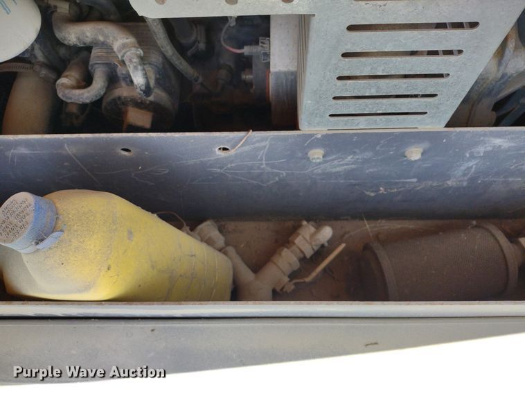 image for item LL9069 (2) air compressors