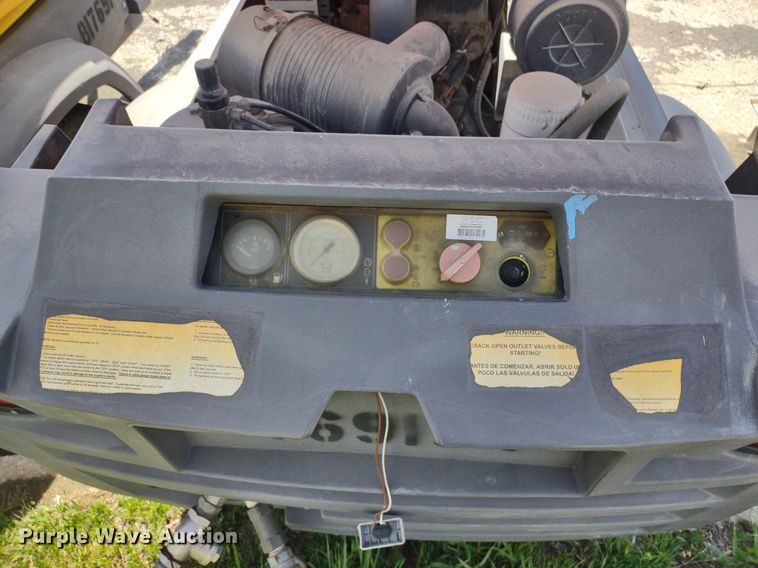 image for item LL9069 (2) air compressors