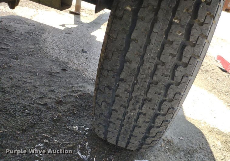 image for item LL9069 (2) air compressors