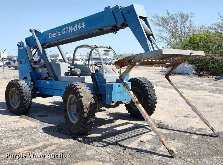 image for item LL9070 2007 Genie GTH-844  telehandler
