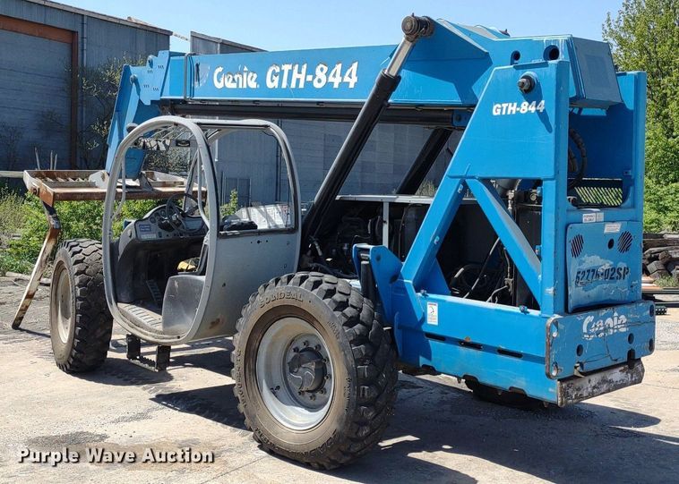 image for item LL9070 2007 Genie GTH-844  telehandler