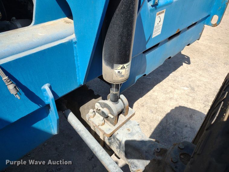 image for item LL9070 2007 Genie GTH-844  telehandler