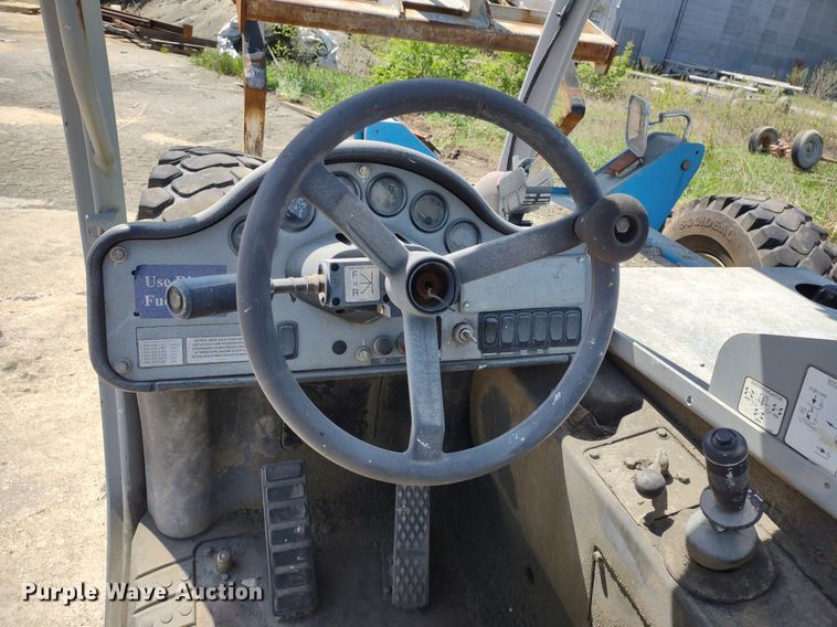 image for item LL9070 2007 Genie GTH-844  telehandler