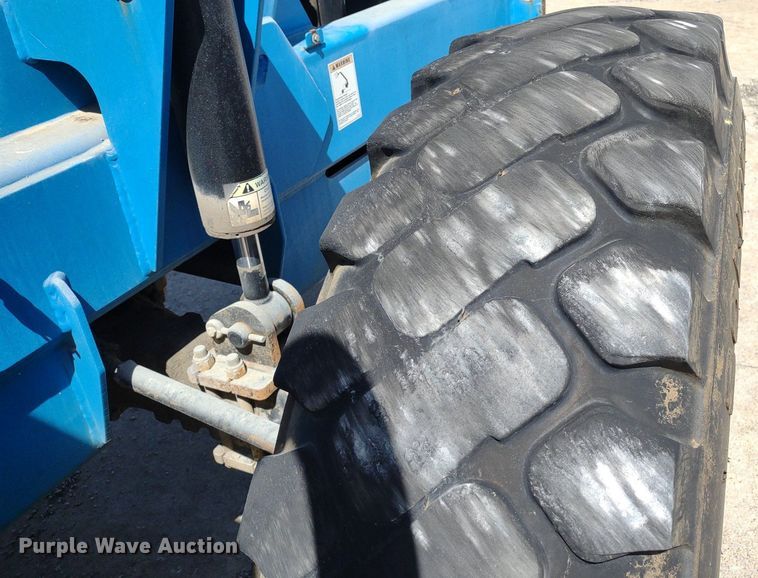 image for item LL9070 2007 Genie GTH-844  telehandler