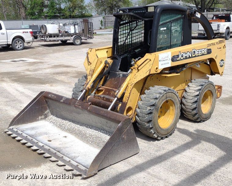 image for item LL9078 John Deere 260  skid steer loader