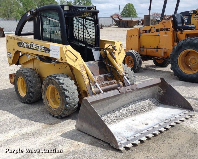image for item LL9078 John Deere 260  skid steer loader