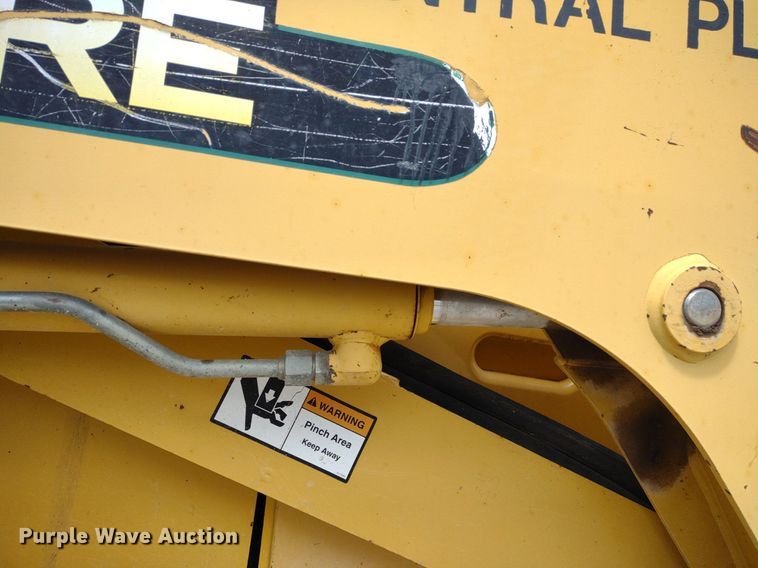 image for item LL9078 John Deere 260  skid steer loader