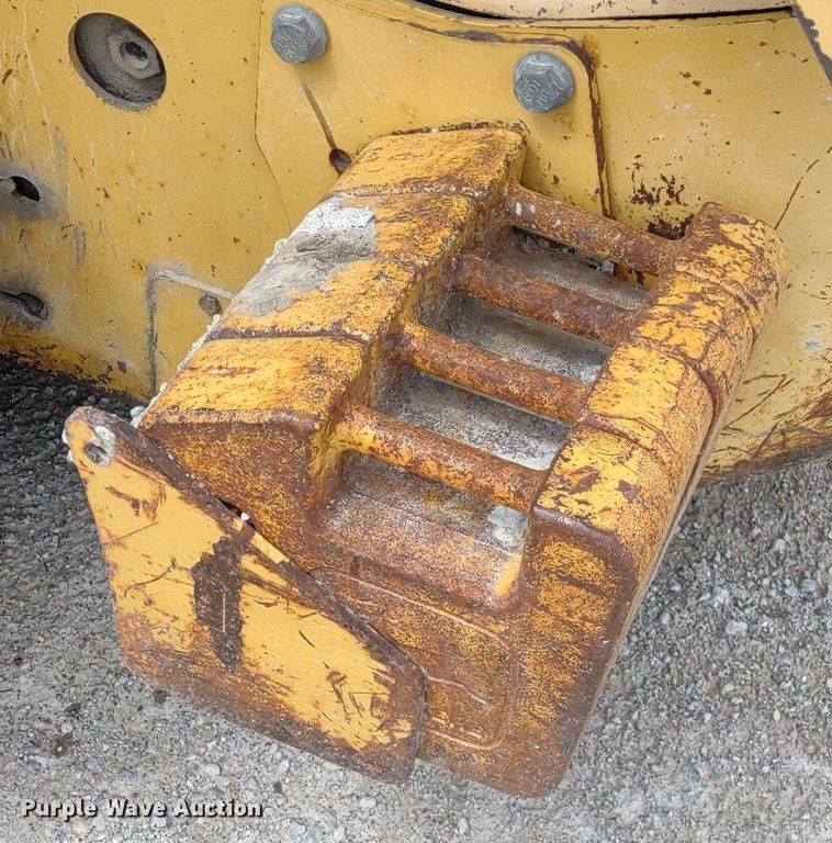 image for item LL9078 John Deere 260  skid steer loader