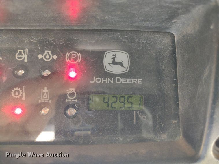 image for item LL9078 John Deere 260  skid steer loader