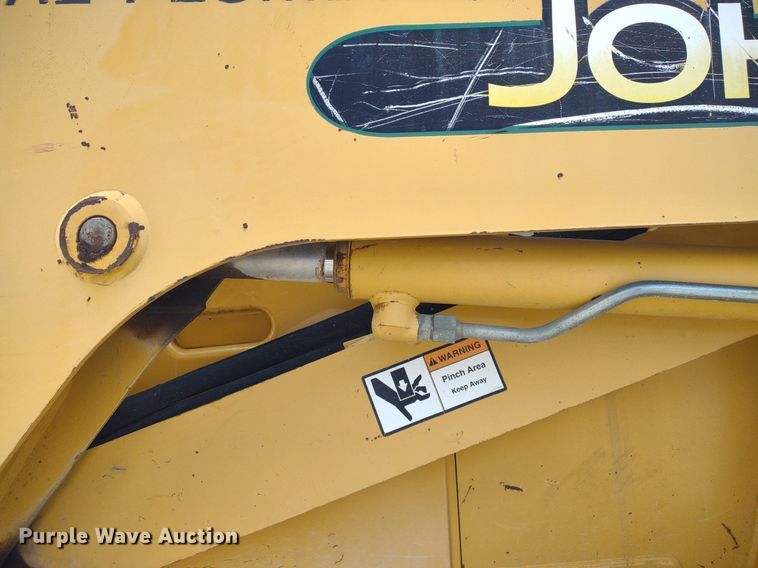 image for item LL9078 John Deere 260  skid steer loader