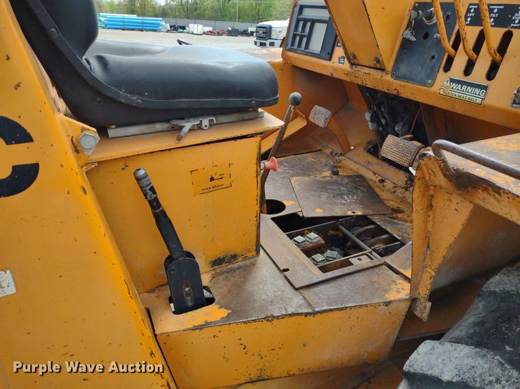 image for item LL9079 1978 Case 586C  forklift