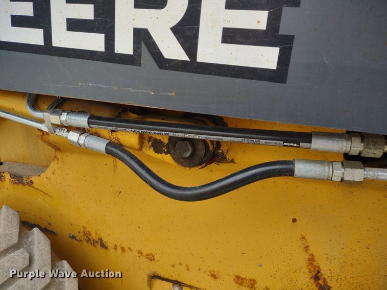 image for item LL9080 2012 John Deere 326D  skid steer loader