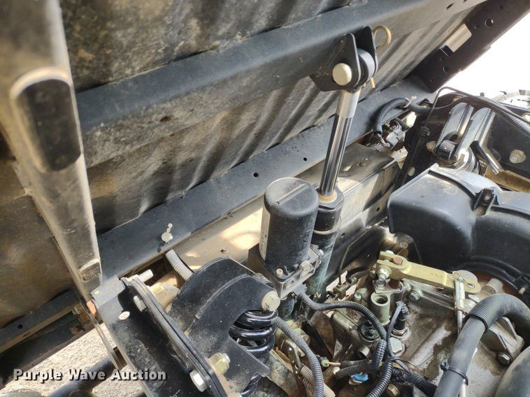 image for item LL9081 2011 John Deere Gator 855D utility vehicle