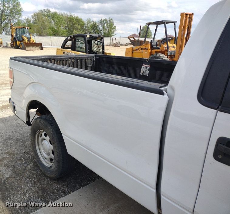 image for item LL9084 2011 Ford F150 XL  pickup truck