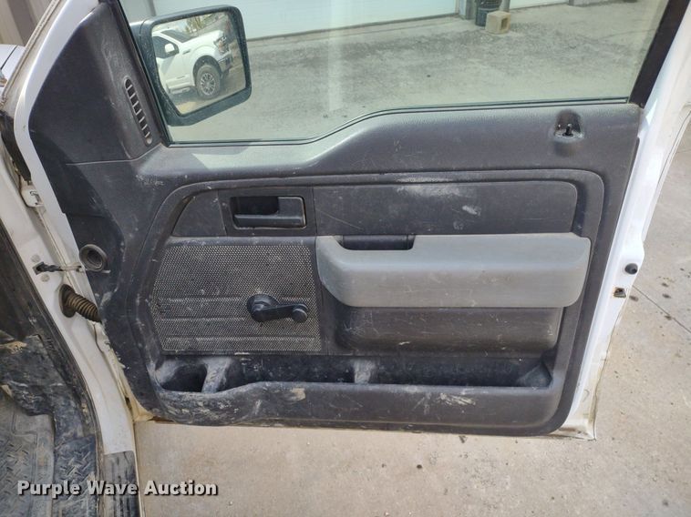 image for item LL9084 2011 Ford F150 XL  pickup truck