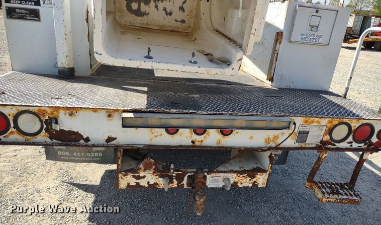 image for item LL9086 2001 Ford F450 Super Duty XL  bucket truck