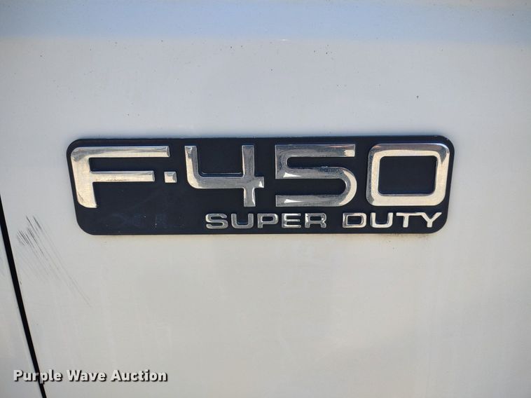 image for item LL9086 2001 Ford F450 Super Duty XL  bucket truck