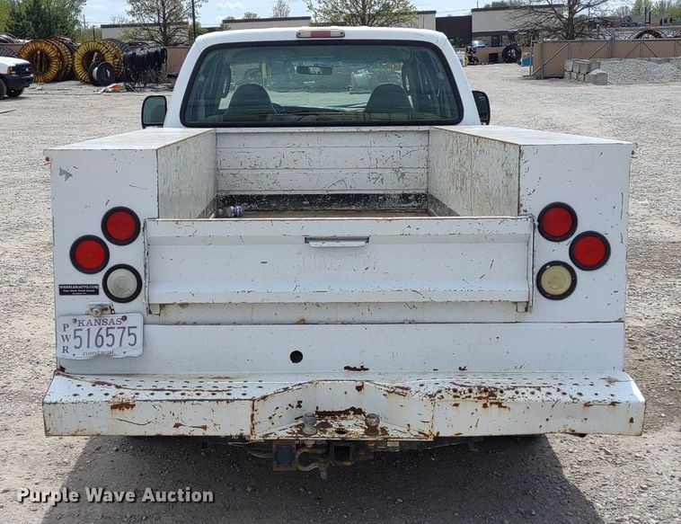 image for item LL9088 2006 Ford F350 Super Duty XL  Crew Cab utility bed pickup truck