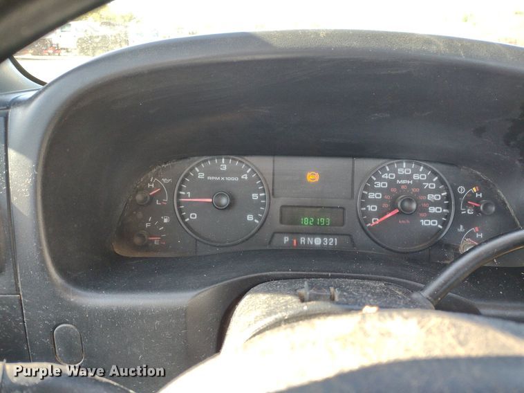 image for item LL9099 2006 Ford F250 Super Duty XL  pickup truck