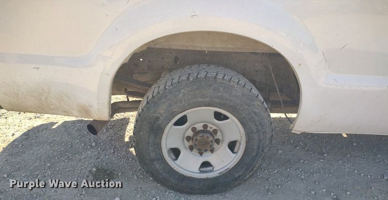 image for item LL9099 2006 Ford F250 Super Duty XL  pickup truck