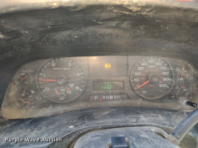 image for item LL9100 2007 Ford F450 Super Duty XL  flatbed truck