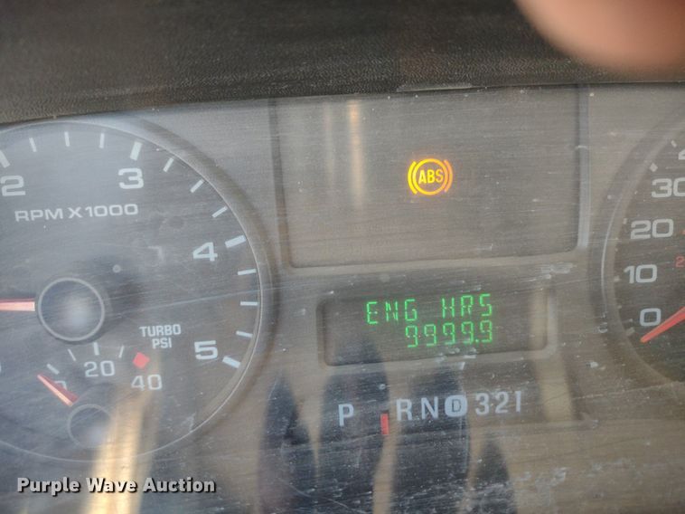 image for item LL9100 2007 Ford F450 Super Duty XL  flatbed truck