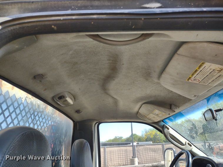 image for item LL9100 2007 Ford F450 Super Duty XL  flatbed truck