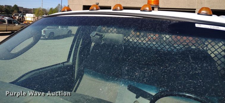 image for item LL9100 2007 Ford F450 Super Duty XL  flatbed truck