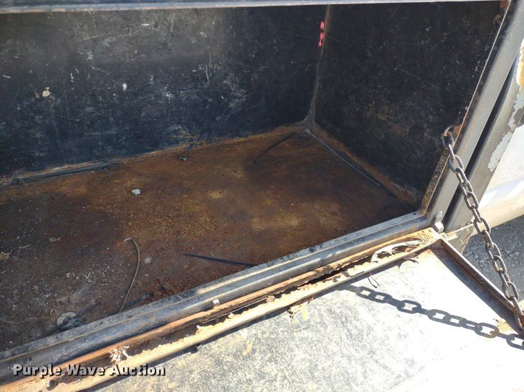 image for item LL9100 2007 Ford F450 Super Duty XL  flatbed truck