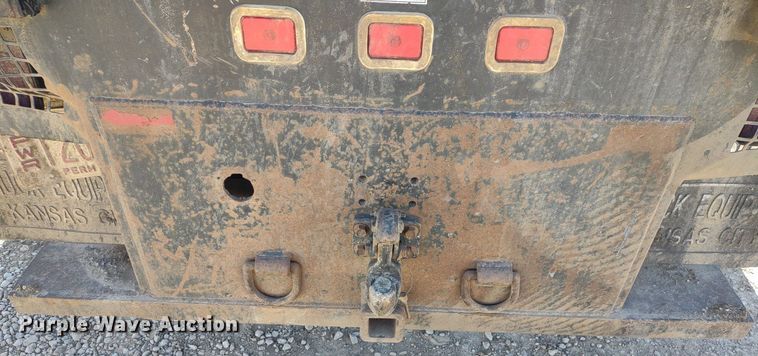 image for item LL9100 2007 Ford F450 Super Duty XL  flatbed truck