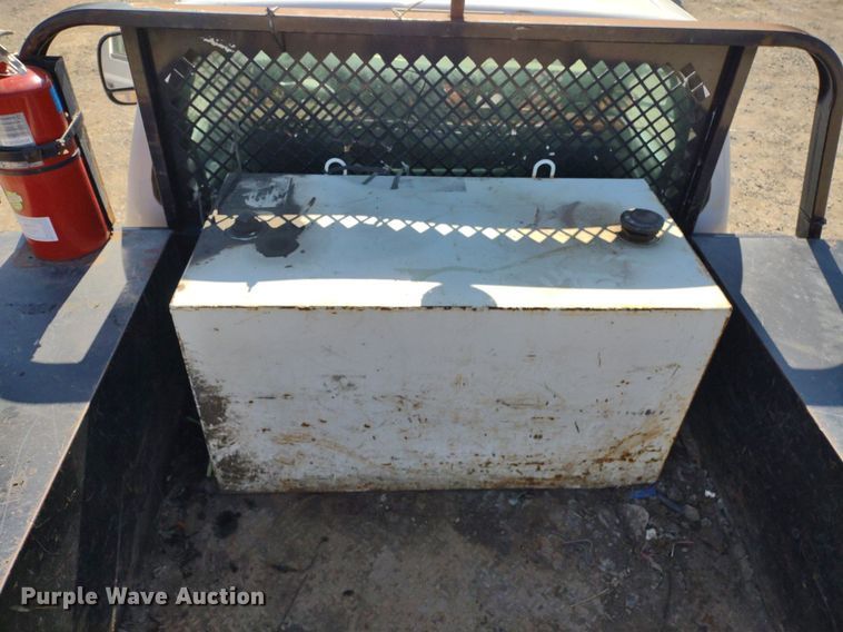 image for item LL9100 2007 Ford F450 Super Duty XL  flatbed truck