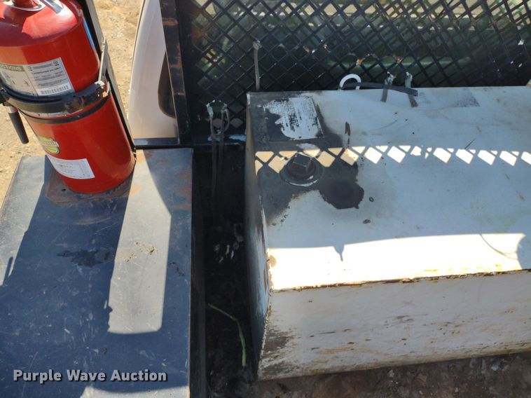 image for item LL9100 2007 Ford F450 Super Duty XL  flatbed truck