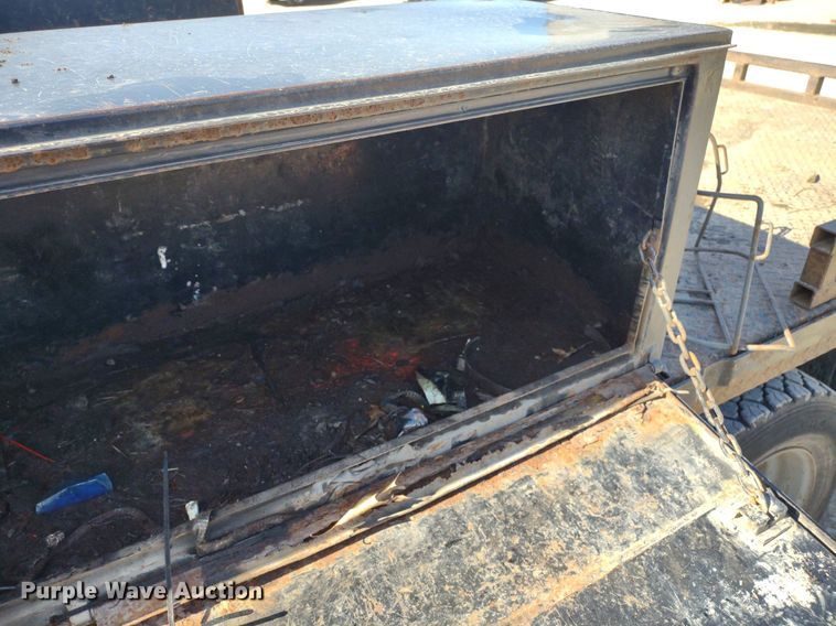 image for item LL9100 2007 Ford F450 Super Duty XL  flatbed truck