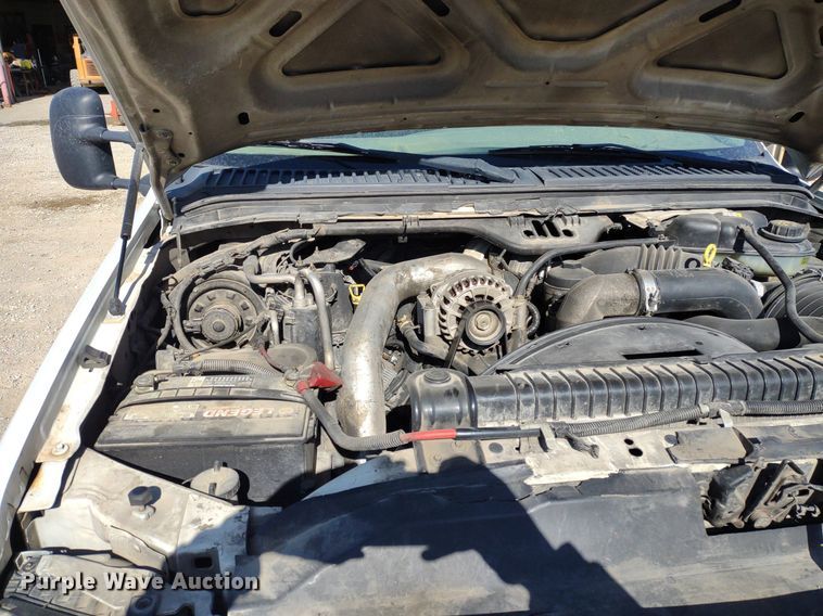 image for item LL9100 2007 Ford F450 Super Duty XL  flatbed truck