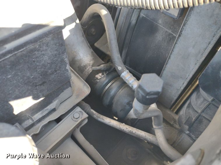 image for item LL9100 2007 Ford F450 Super Duty XL  flatbed truck