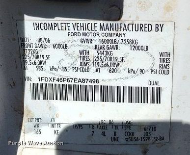 image for item LL9100 2007 Ford F450 Super Duty XL  flatbed truck