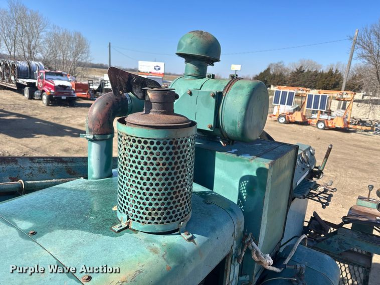 image for item LN9343 1985 International F1954  pressure digger truck