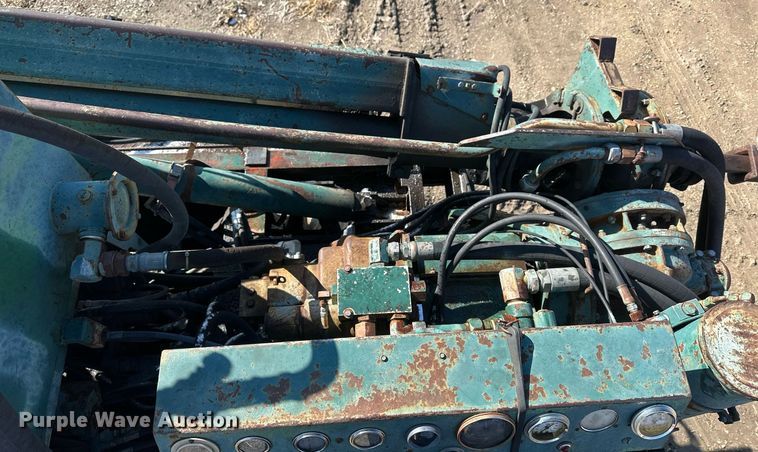 image for item LN9343 1985 International F1954  pressure digger truck