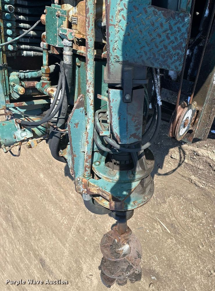 image for item LN9343 1985 International F1954  pressure digger truck