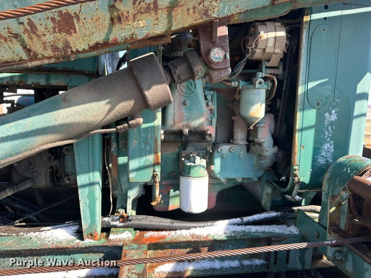 image for item LN9343 1985 International F1954  pressure digger truck