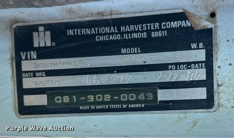 image for item LN9343 1985 International F1954  pressure digger truck