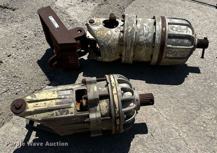 image for item LP9876 (2) hydraulic auger heads